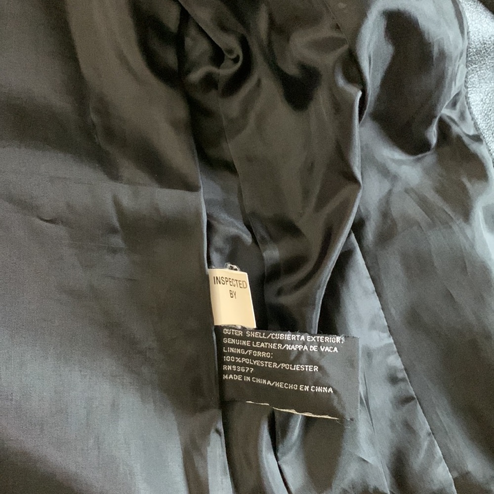 Leather jacket - Picture 7 of 7
